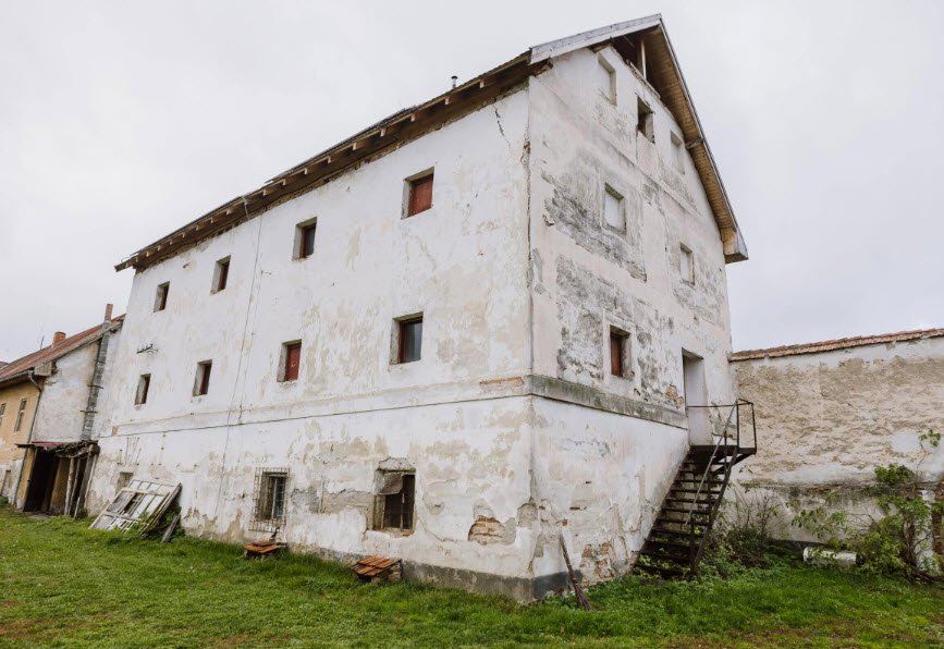 Castelul Béldi-Mikes, Uzon, Romania, Romania